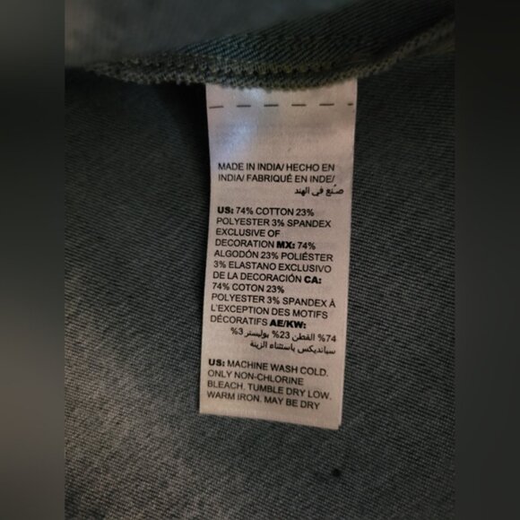 NWT Chico's Denim Heritage Jacket Heirloom Indigo Size Medium - Picture 8 of 16